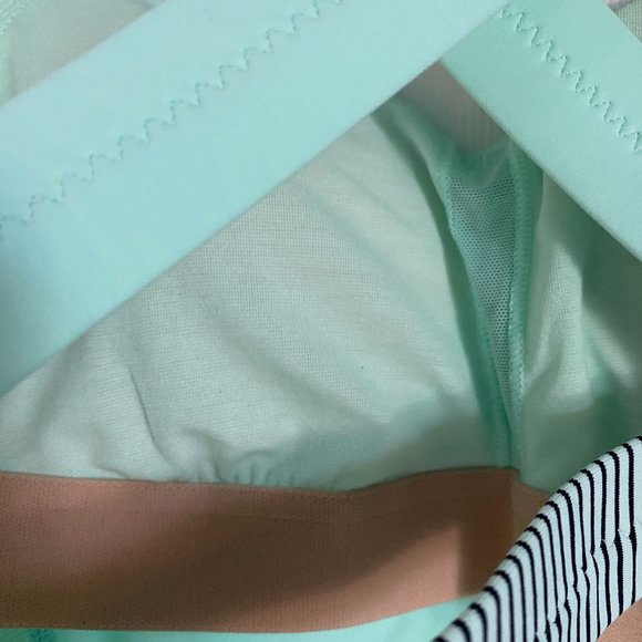 Lululemon Tanktop - Picture 4 of 6